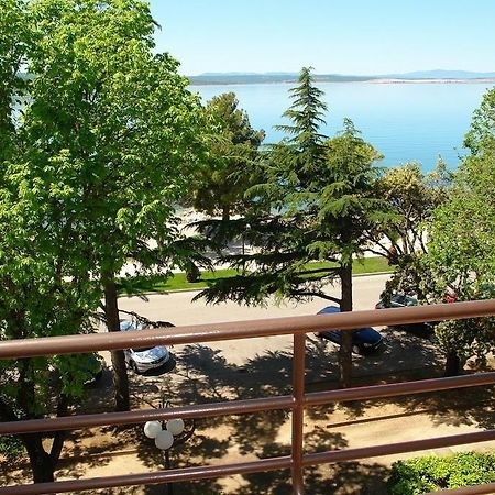 Apartment Promenada ツリクヴェニツァ 部屋 写真